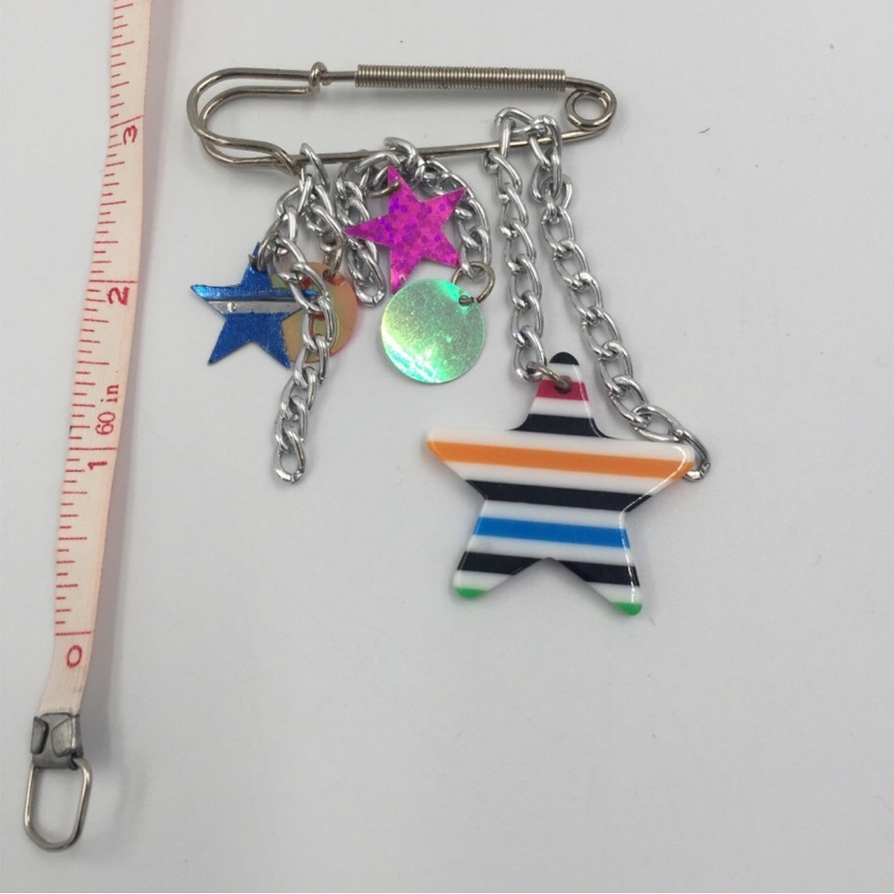 Star brooch - Picture 2 of 6